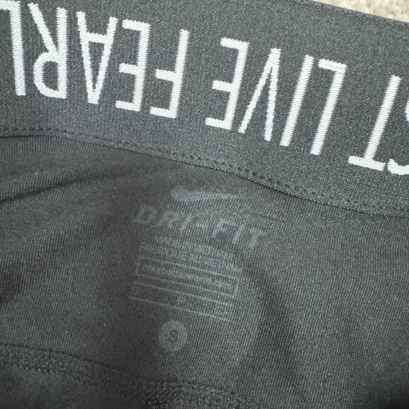 Nike Dri-Fit Leggings Capri Women’s Black Pull On Size Small - Picture 10 of 10